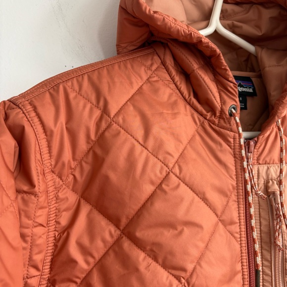 Patagonia Women's Diamond Quilted Bomber Hoody Sz Small in Red Potter - Picture 7 of 11